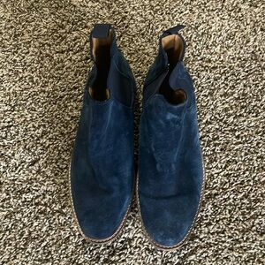 Suede Chukka Boots rarely worn. Great condition